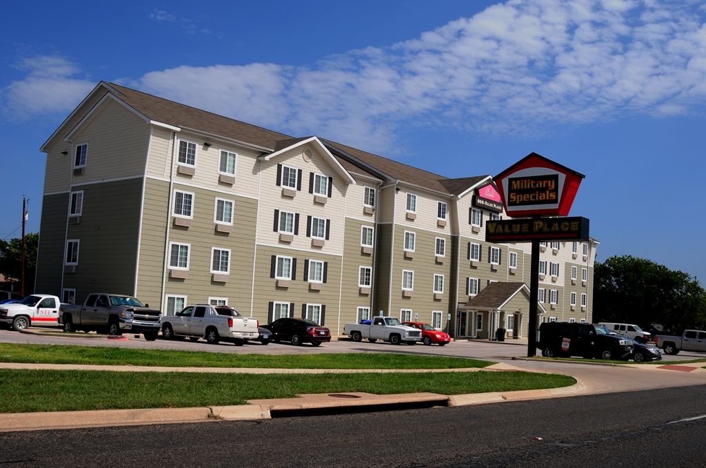 Woodspring Suites Килин Экстерьер фото