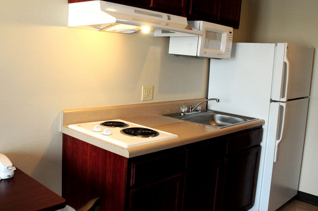 Woodspring Suites Килин Номер фото