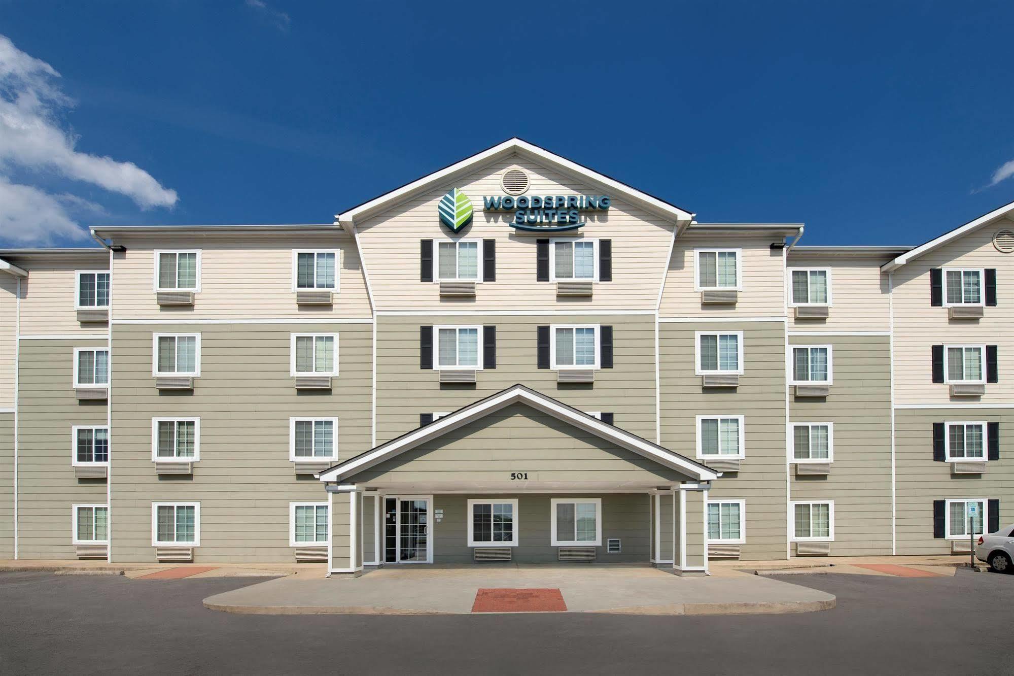 Woodspring Suites Килин Экстерьер фото