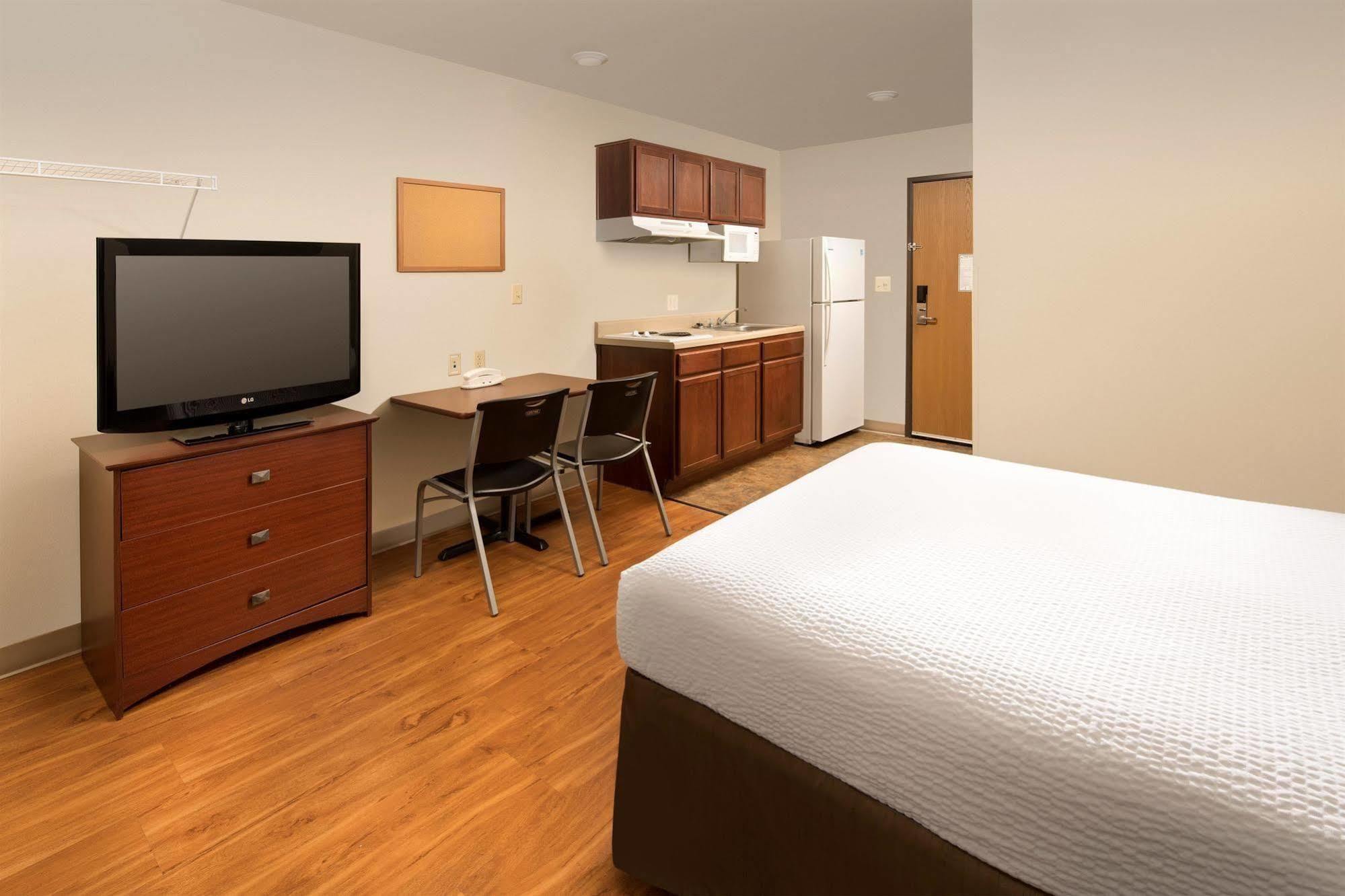 Woodspring Suites Килин Экстерьер фото